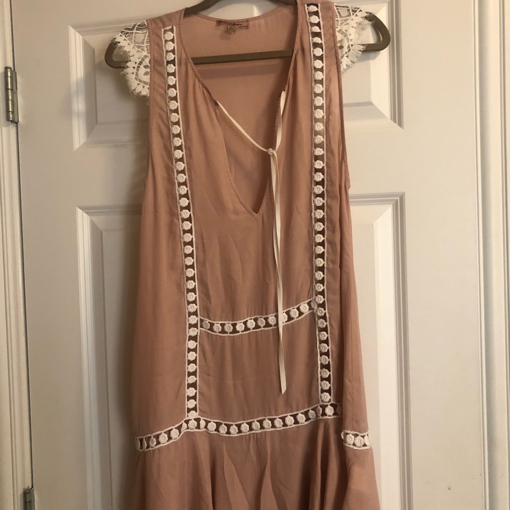 Love and Lemons blush slip